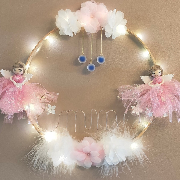 Couronne lumineuse fées rose, couronne  prénom personnalisé, cadeau naissance, cadeau batême, décor pépinière, prénom enfants, chambre enfan