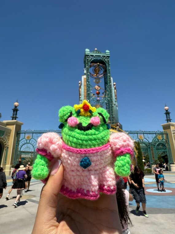 Princess Peach Frog Crochet Pattern: Amigurumi Plushie (PDF Pattern) - Etsy