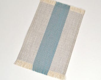 1:12 Dollhouse Miniature Rug.