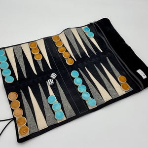 Travel backgammon roll handmade from jeans (upcycled) and felt - with hand-thrown ceramic stones