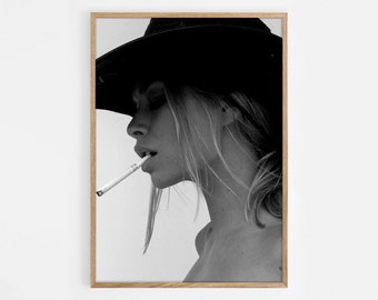 Arte digital de cowgirl no velho oeste, country western vintage, arte de parede estética, western preto e branco vintage, impressão de cowboy do oeste, fotografia