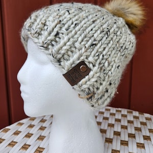 Knitted Hat with Faux Fur Pouf