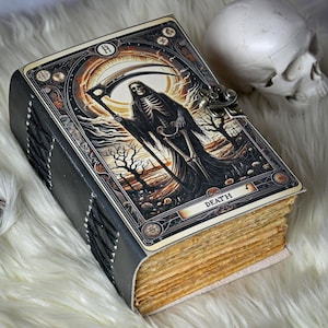 Gothic Leder Journal - Death Tarot Karten Cover, handgemachtes Grimoire mit Vintage Deckle Seiten, Hexengeschenk.DND