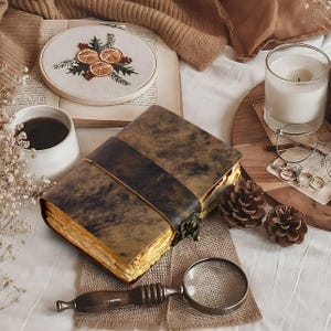 Diario in pelle vintage - Libro delle ombre con incantesimi vuoti, quaderno di viaggio, chiusura con lucchetto in carta anticata (diario in pelle italiana)
