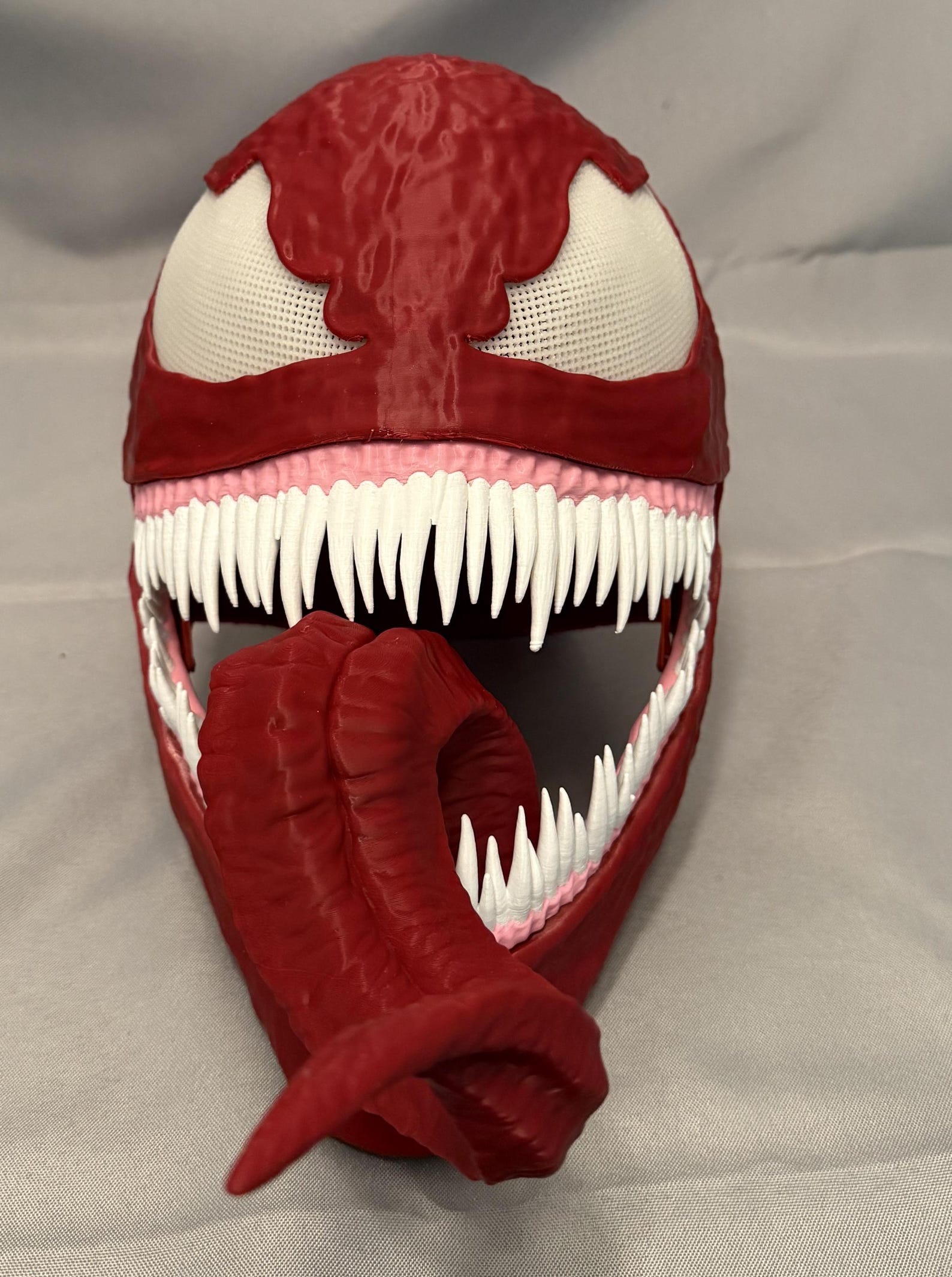 Unleash Your Inner Symbiote! 3D Printed Venom Mask With Magnetic