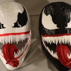 Entfessle deinen inneren Symbionten! 3D gedruckte Venom Maske mit Magnetverschluss