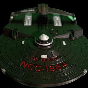 シニスターエディション USS リライアント • SF ディスプレイモデル • ダークフリート スターシップ • 3D プリントコレクタブル