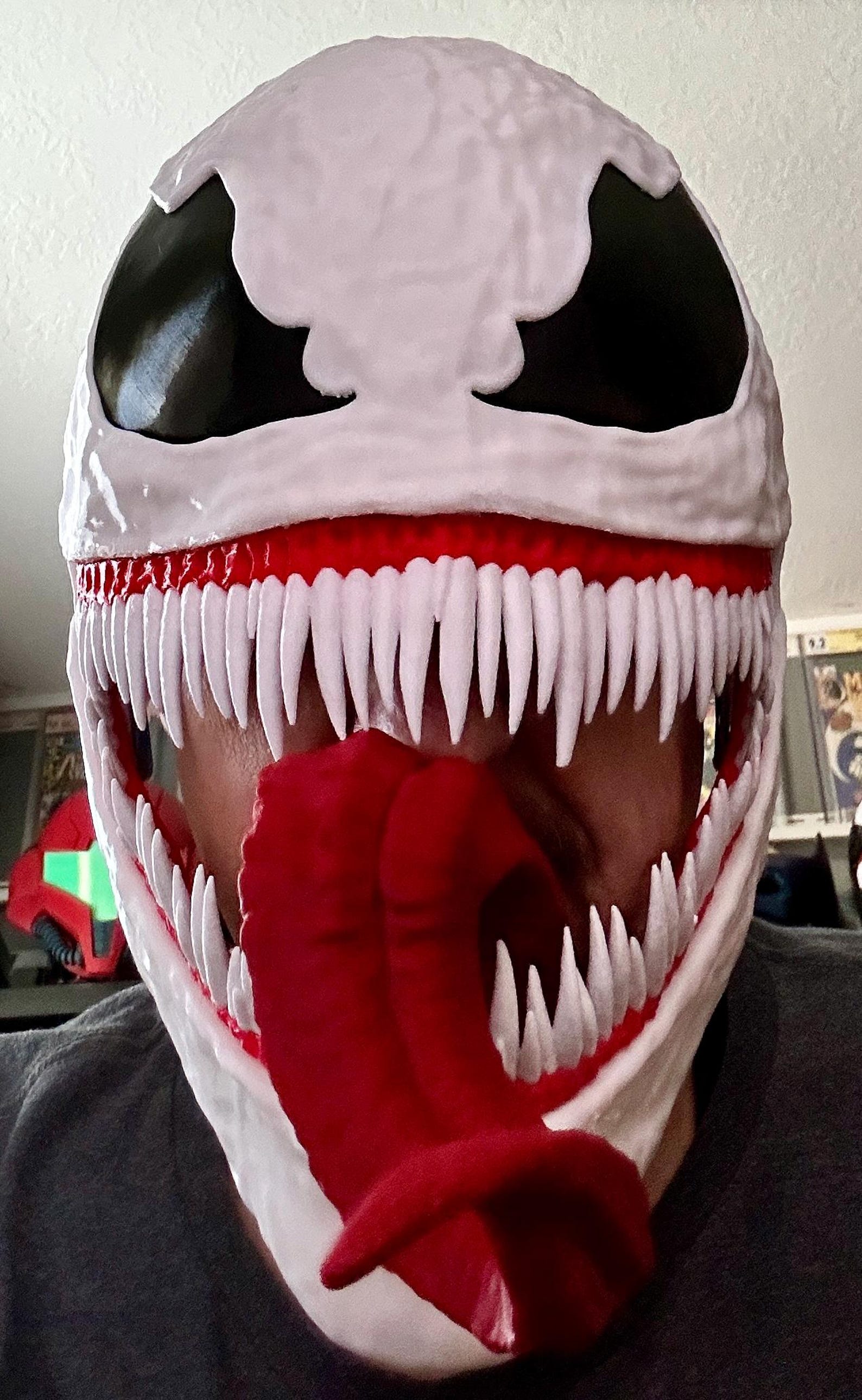 Unleash Your Inner Symbiote! 3D Printed Venom Mask With Magnetic