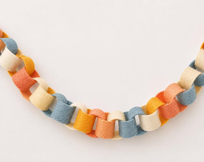 Golden Meadow Felt Chain Garland, Autumn Thanksgiving Mantel Decor