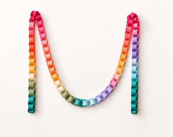Custom Felt Chain Garland, Choose 1–7 Colors, Wool Blend Birthday & Nursery Decor, Handmade Garland, 2–8 ft