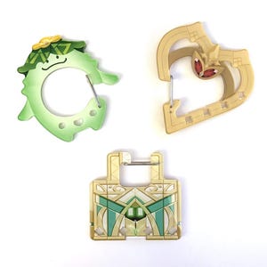 Mosquetones acrílicos de Genshin Impact: Sumeru Aranara, Hexenzirkel Witch Alice, maleta de Kaveh Mehrak