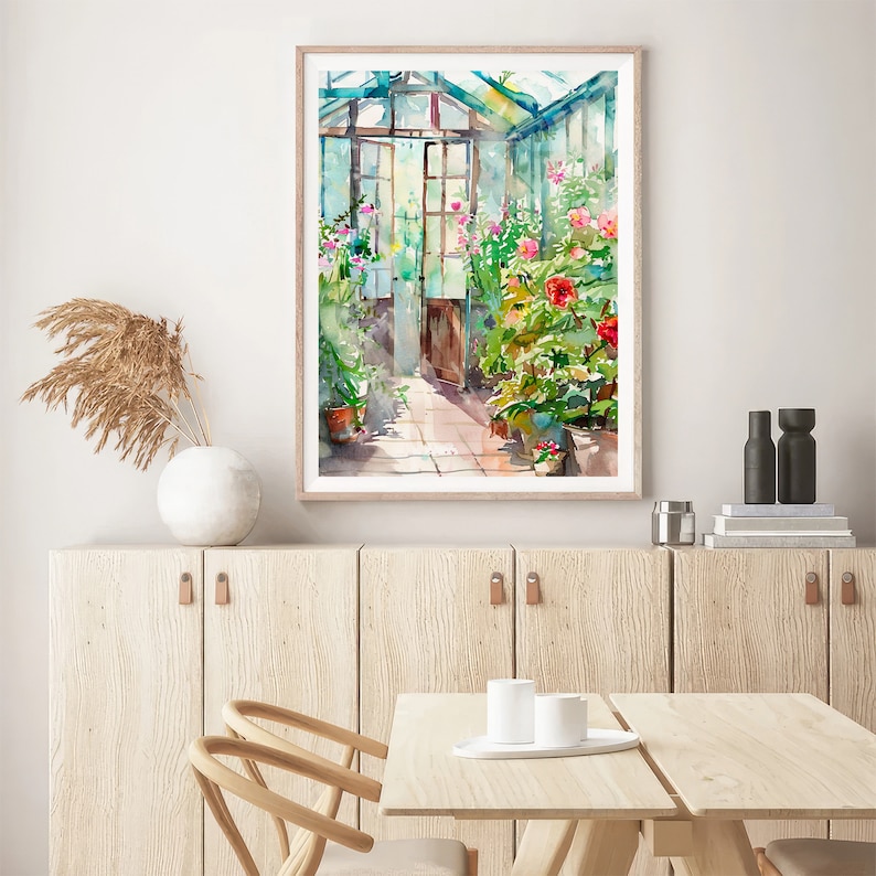 Puede incluir: Pintura acuarela de un invernadero con una puerta de madera y una variedad de plantas y flores en tonos de verde, rosa y rojo.