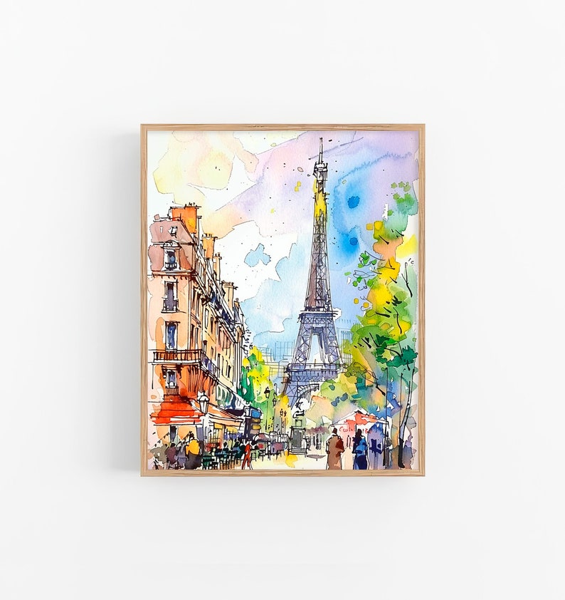 Puede incluir: Una pintura de acuarela de la Torre Eiffel en Par&iacute;s, Francia. La pintura representa una escena de calle con edificios, &aacute;rboles y personas caminando. El cielo es azul claro con nubes rosadas y moradas.