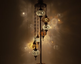 Handgemaakte Turkse mozaïekvloerlamp: 7 globe-hoeklamp