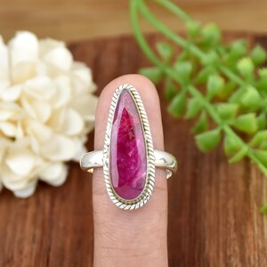Anillo de rubí indio: Plata de ley 925, gema en forma de lágrima, anillo ajustable, joyería bohemia.