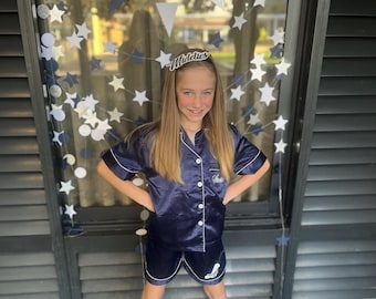 Barnpyjamasset, Småbarnspyjamasset, Personligt pyjamasset för Blomsterflickor, Juniorbrudtärnepyjamas, Bröllopspyjamas, Ungdomspyjamasset, Cheerleading-pyjamas