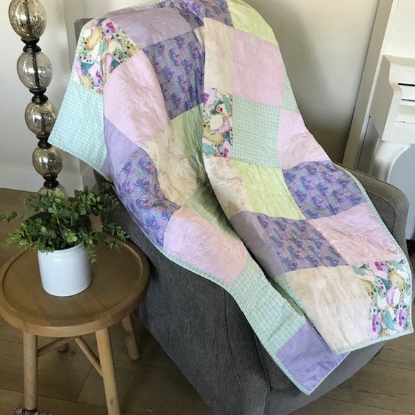 Spring/Summer Lap Quilt.  Handmade.  Great Mother's Day Gift!