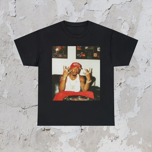 2Pac T-shirt | 90's Hip Hop Clothing | Unisex | Classic Fit | Rapper Shirt | Tupac Shirt