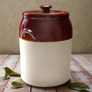 Vintage McCoy 1430 2-Toned Stoneware Crock / Butter Churn/ Bean Pot / Pickle Jar