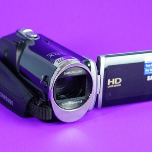 Samsung HMX-F90 Camcorder Video Camera Vintage Video Look