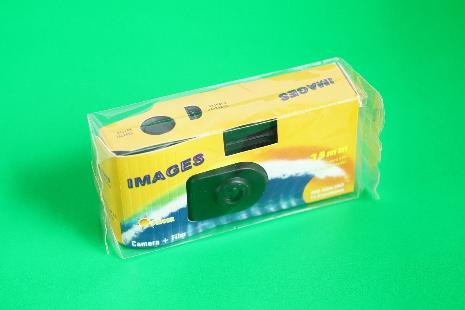 Mysterious Disposable 35mm Film Camera 15 Exposures Iso 200 Etsy