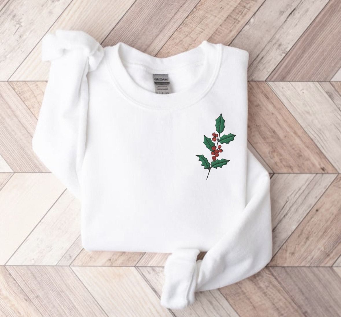 【CPGN STUDIO】Glitter Holly Embroidery Sweatshirt Embroidered Holly Sweatshirt, Embroidered Christmas