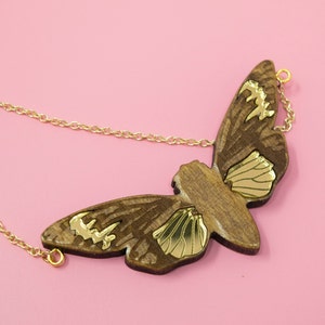 Handmade wood Cicada Necklace, wood necklace, carved necklace, gift for her, wooden necklace, wooden wings necklace, insect necklace, cicada