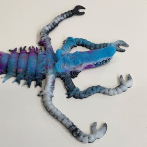 Rat Roach JIGGLER 9 inches long Art Toy GLOW UV Urban Silicone Sci Fi Horror Limited edition Rubber Monster new Original