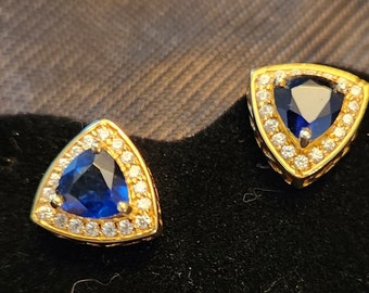 Triangular tanzanite stud earrings in gold vermeil