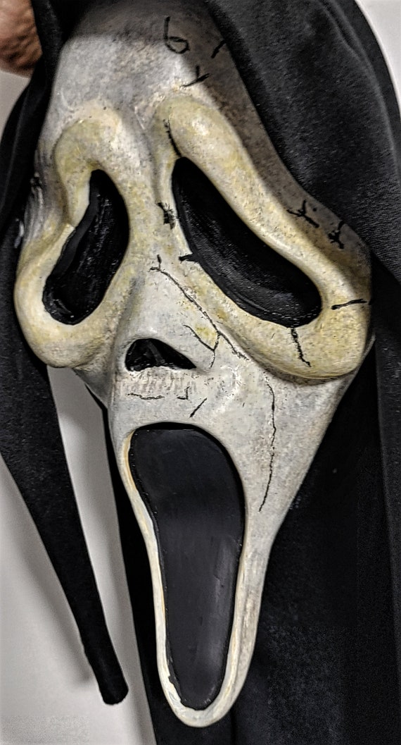 New Scream 6 Image Reveals Very Worn Down Ghostface Mask