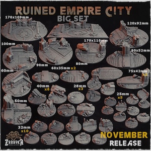 Può includere: Una collezione di miniature grigie di rovine cittadine per giochi da tavolo. Il set include varie dimensioni e forme, con misure da 2,5 cm a 17 cm. Il testo "RUINED EMPIRE CITY" e "NOVEMBER RELEASE" sono visibili.