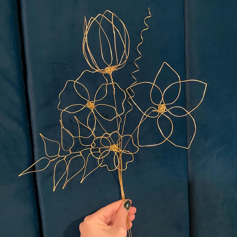 Metal Flower Wire Art - Etsy