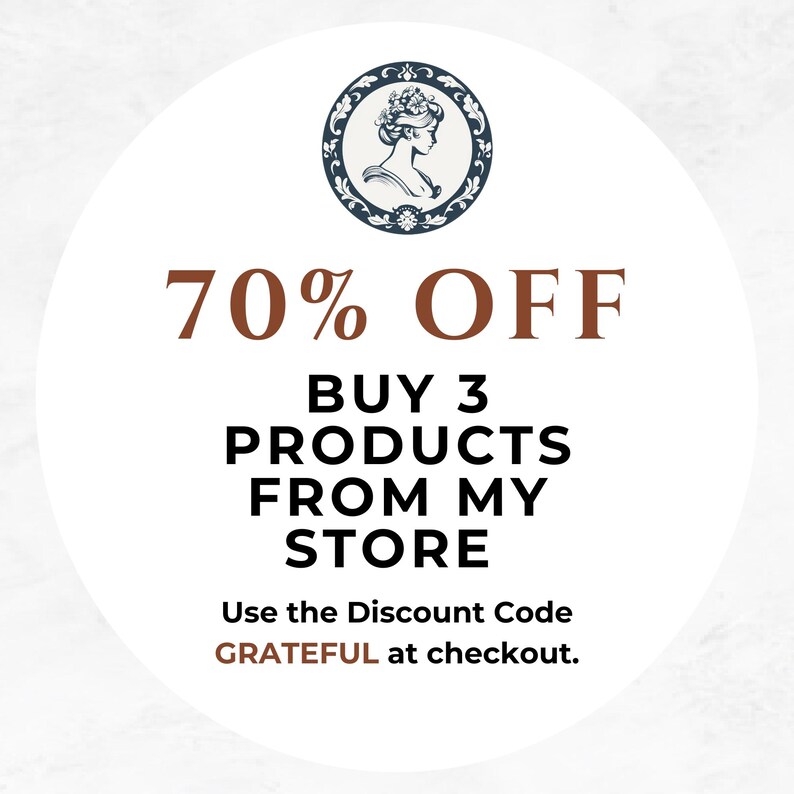 Puede incluir: Un c&iacute;rculo blanco con un dise&ntilde;o floral azul y blanco en el centro. El texto "70% OFF" est&aacute; en texto marr&oacute;n en la parte superior del c&iacute;rculo. El texto "BUY 3 PRODUCTS FROM MY STORE" est&aacute; en texto negro debajo del descuento. El texto "Use the Discount Code GRATEFUL at checkout." est&aacute; en texto marr&oacute;n en la parte inferior del c&iacute;rculo.