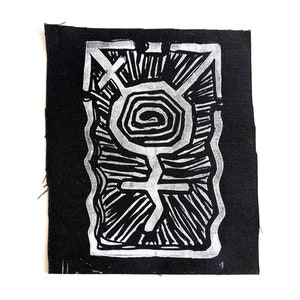 Wiggly Trans patch sew or glue on
