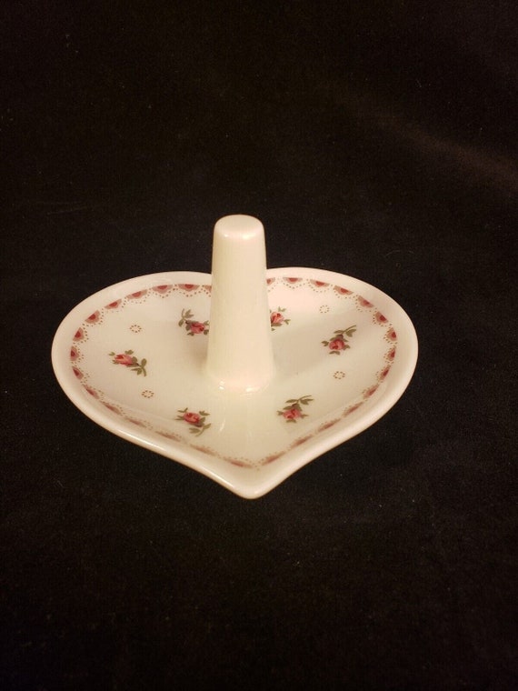 Porcelain Heart Shaped Floral Ring Holder Made in… - image 2