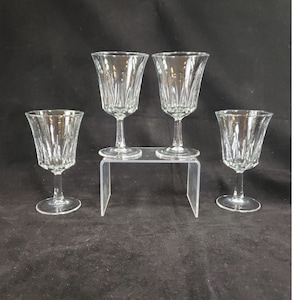 Set of 4 Vintage Cristal D&#39;Arques Cut Crystal Wine Glasses Set of 4 France 5 oz