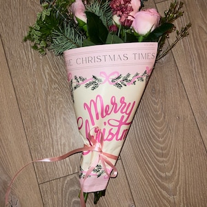 Rosa Weihnachtsstrauß-Verpackungs-Zeitungsdesign, Feiertagsverpackung, herunterladbare PDF-Datei, Weihnachtsgeschenkverpackung, festliches Blumenstraußdekor