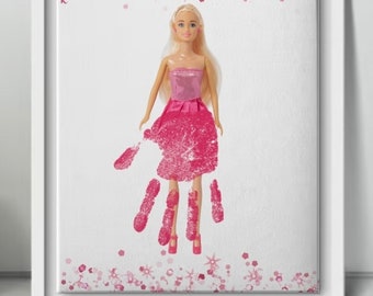 Robe Barbie Handprint, Souvenir d’empreinte de main, Artisanat d’empreinte de main pour les enfants, Art mural, Empreinte de main de bébé, Activité pour tout-petits, Barbie