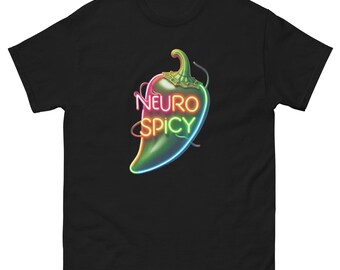 Könnte beinhalten: Schwarzes T-Shirt mit einem neon-grünen, gelben, roten und blauen Jalapeño-Pfeffer-Motiv. Der Pfeffer trägt die Aufschrift "Neuro Spicy".