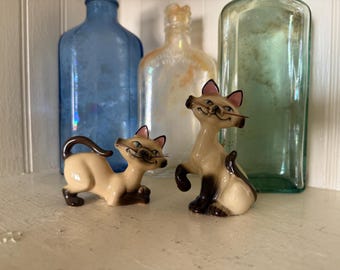 Vintage Siamese Cat Salt Pepper Shakers, Disney Lady and Tramp