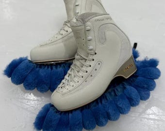 Fluffy Fur Ice Skate Soakers: Blade Covers with Carabiner