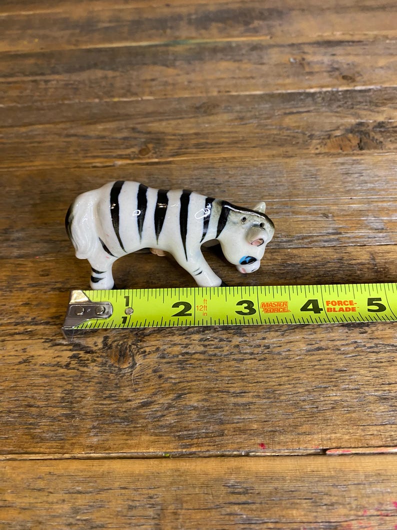 Vintage Japan Zebra Ceramic Salt and Pepper Shakers image 10