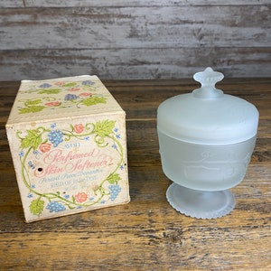 Vintage Avon Perfumed Skin Softener Period Piece Decanter Bird of Paradise Jar *Empty*