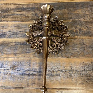 Vintage Syroco Plastic Gold Brass Tone Ornate Candle Holder Sconce
