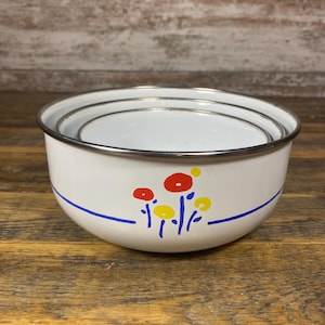 Set of 3 Vintage 1970s Enamelware Metal Floral Nesting Bowls