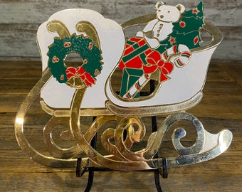 Vintage Santa Sleigh Metal Trivet: WM.A.Rogers LTD Holiday Decor