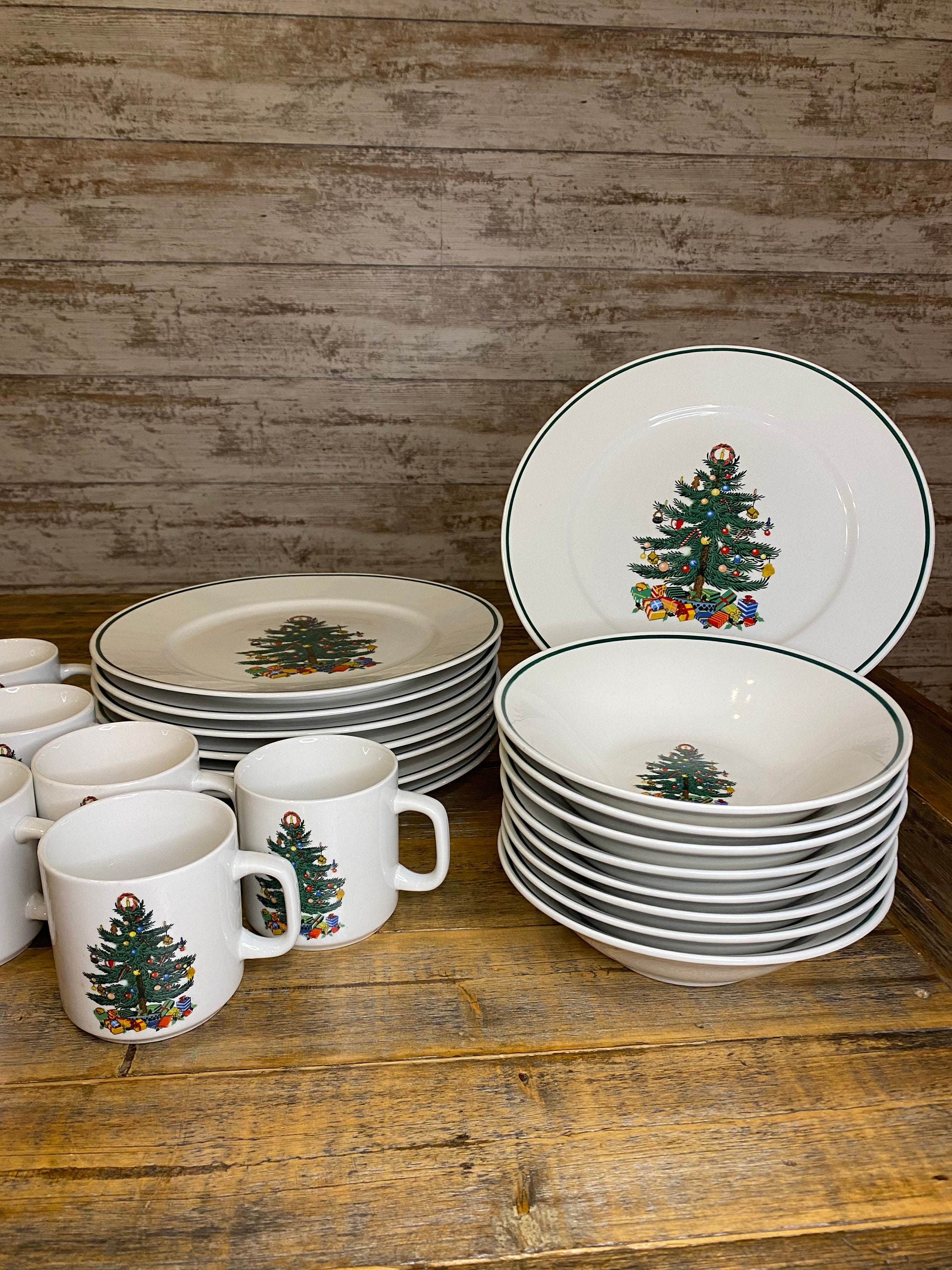Vintage Badcock Holiday Dinnerware Dishes Christmas Tree - Plates