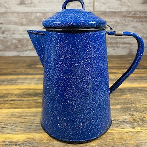Vintage 7.75” Blue White Speckled Enamelware Coffee Pot Kettle Enamel Metal Pitcher