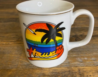 Vintage Hawaii 21K Gold Trim Souvenir Mug