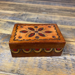 Vintage Hand Carved and Painted Folk Art 3.25” Small Wood Trinket Keepsake Box